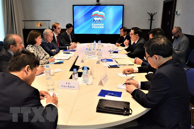 越南共产党代表团对俄罗斯进行工作访问 ảnh 2 越南共产党代表团对俄罗斯进行工作访问 ảnh 2