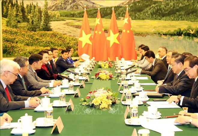 越南国会主席阮氏金银会见中国全国政协主席汪洋 ảnh 2 越南国会主席阮氏金银会见中国全国政协主席汪洋 ảnh 2