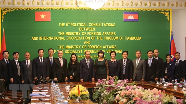 越南与柬埔寨两国外交部第六次政治磋商在金边举行 ảnh 2 越南与柬埔寨两国外交部第六次政治磋商在金边举行 ảnh 2