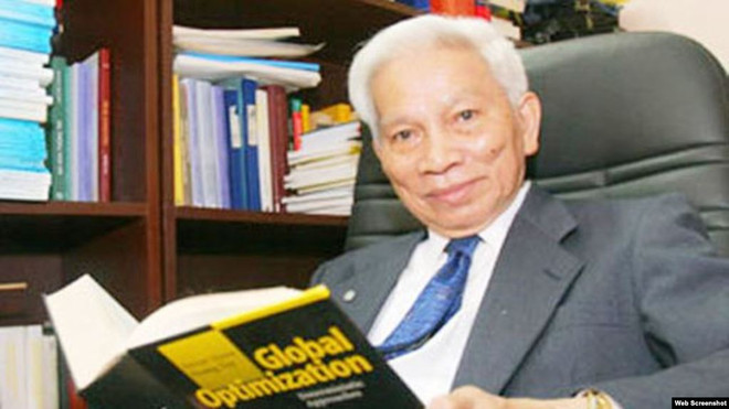 政府总理阮春福出席越南著名数学家黄瘁追悼会 ảnh 3 政府总理阮春福出席越南著名数学家黄瘁追悼会 ảnh 3