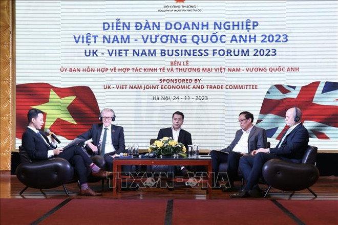 为越英两国企业合作提供更多空间和机遇 ảnh 1 为越英两国企业合作提供更多空间和机遇 ảnh 1