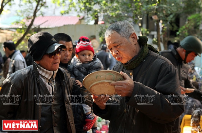 河内市古玩集市 ảnh 6 河内市古玩集市 ảnh 6