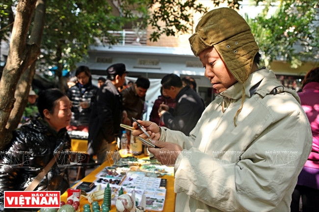 河内市古玩集市 ảnh 12 河内市古玩集市 ảnh 12