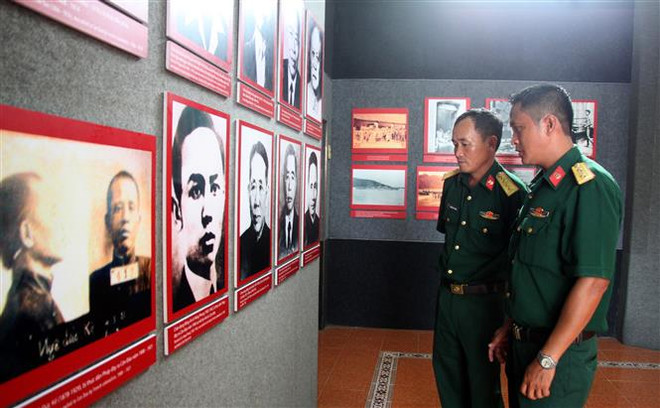 “ 昆岛—文物与美景”专题展正式开展 ảnh 2 “ 昆岛—文物与美景”专题展正式开展 ảnh 2