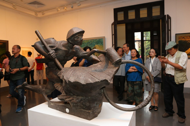 越南多地举行活动庆祝奠边府战役胜利65周年 ảnh 1 越南多地举行活动庆祝奠边府战役胜利65周年 ảnh 1