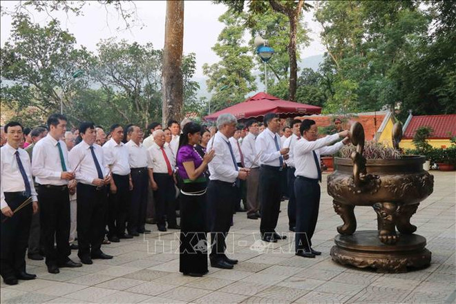 胡伯伯探望西北地区60周年纪念日在山罗省举行 ảnh 2 胡伯伯探望西北地区60周年纪念日在山罗省举行 ảnh 2