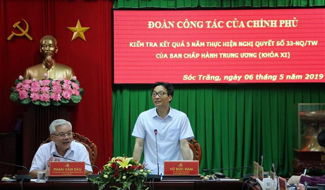 政府副总理武德儋就少数民族地区教育事业赴朔庄省和薄辽省调研 ảnh 2 政府副总理武德儋就少数民族地区教育事业赴朔庄省和薄辽省调研 ảnh 2