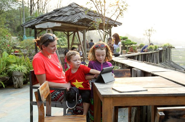 越南南方解放日和五一劳动节5天假期:各景区游客人数创新纪录 ảnh 1 越南南方解放日和五一劳动节5天假期:各景区游客人数创新纪录 ảnh 1