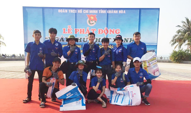 庆和省发起绿色星期日活动和“挑战以改变”图片大赛 ảnh 1 庆和省发起绿色星期日活动和“挑战以改变”图片大赛 ảnh 1