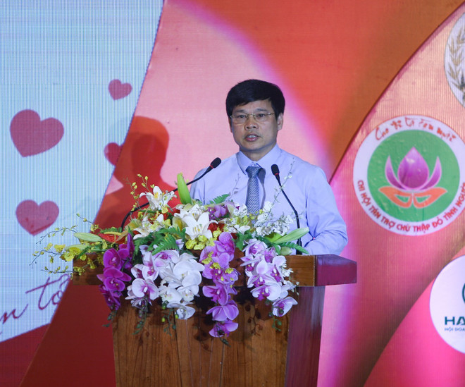 河内市力争在2019年“人道主义行动月”内向7千至1万人次提供援助 ảnh 1 河内市力争在2019年“人道主义行动月”内向7千至1万人次提供援助 ảnh 1