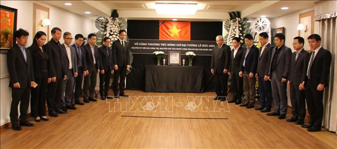 原越南国家主席黎德英大将吊唁仪式在世界多国举行 ảnh 1 原越南国家主席黎德英大将吊唁仪式在世界多国举行 ảnh 1