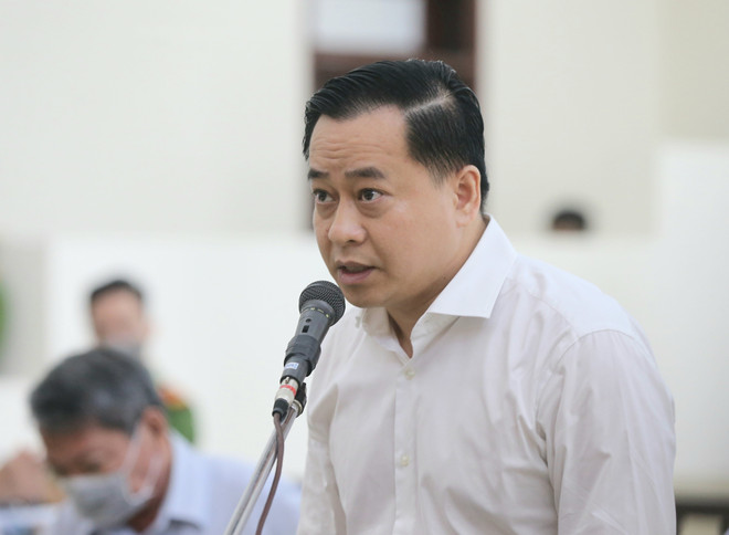 岘港市两名原领导和潘文英武勾结操纵土地价格案件二审开庭 ảnh 1 岘港市两名原领导和潘文英武勾结操纵土地价格案件二审开庭 ảnh 1