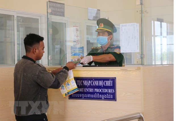 新冠肺炎疫情:老挝政府为越南公民回国创造便利 ảnh 1 新冠肺炎疫情:老挝政府为越南公民回国创造便利 ảnh 1