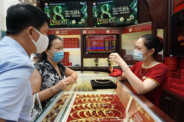 10月28日上午越南国内一两黄金卖出价下降20万越盾 ảnh 1