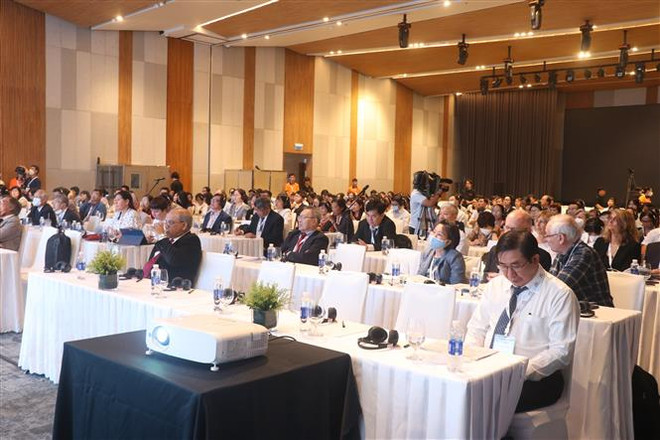 越南与法国加强血液、骨髓移植与造血干细胞移植领域的合作 ảnh 1 越南与法国加强血液、骨髓移植与造血干细胞移植领域的合作 ảnh 1