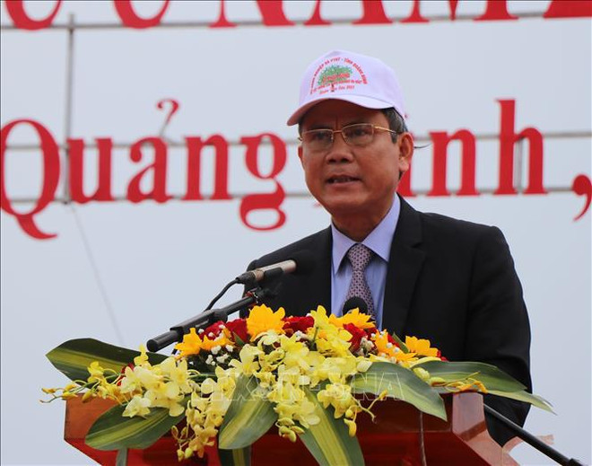 国家副主席邓氏玉盛启动“2021年植树节—永远铭记胡伯伯功劳”活动 ảnh 2 国家副主席邓氏玉盛启动“2021年植树节—永远铭记胡伯伯功劳”活动 ảnh 2