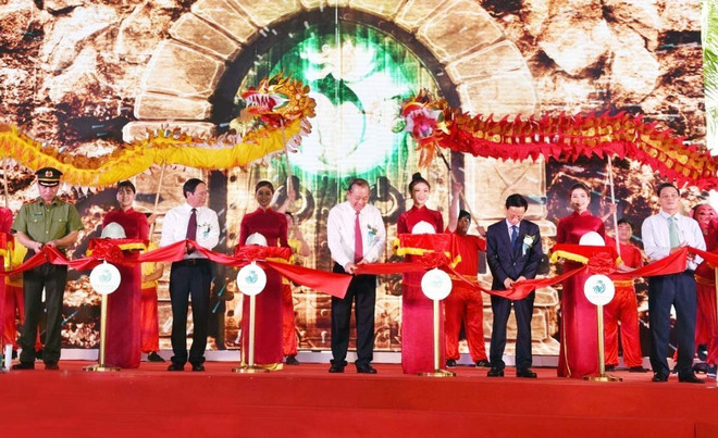 海防市吉海五星级综合休闲度假区和涂山人工海滩正式竣工投运 ảnh 1