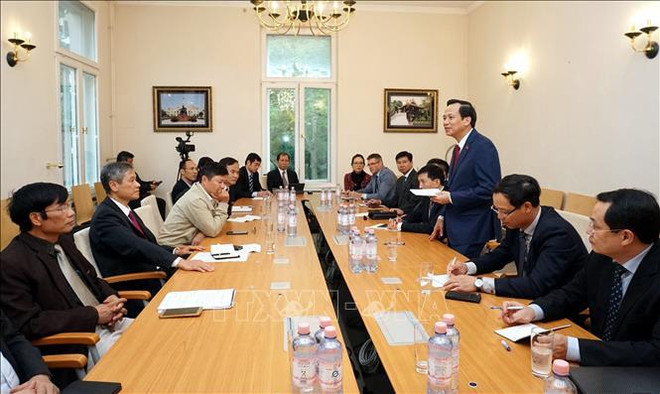 越南代表团赴德国了解双元制职业教育模式 ảnh 2