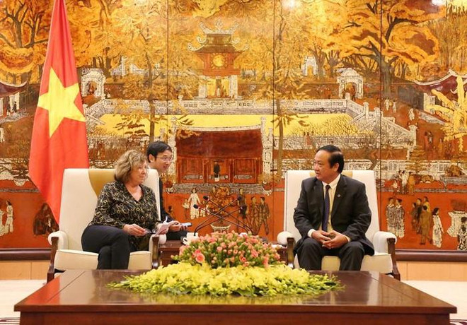 河内市希望加强同法国各地各企业合作 ảnh 1 河内市希望加强同法国各地各企业合作 ảnh 1