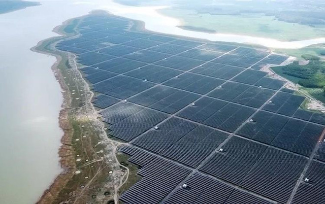 同奈省提议在治安湖中建设8个太阳能发电站 ảnh 1 同奈省提议在治安湖中建设8个太阳能发电站 ảnh 1