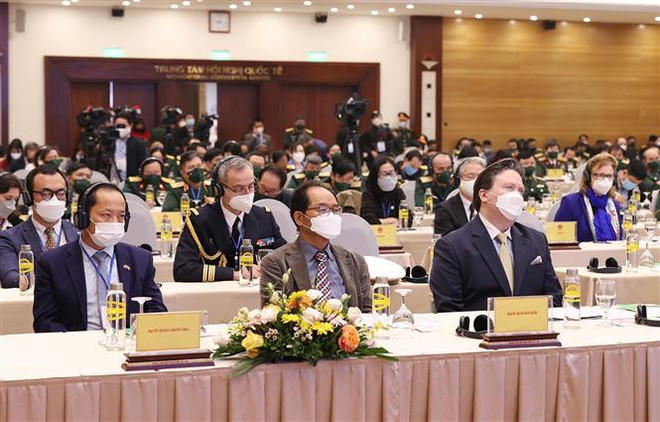 越南政府总理范明政:早日使越南成为战后遗留爆炸物“零伤亡”国家 ảnh 2 越南政府总理范明政:早日使越南成为战后遗留爆炸物“零伤亡”国家 ảnh 2