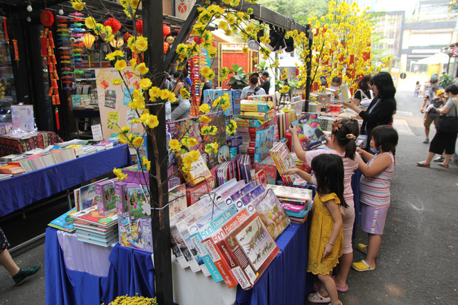 新春书街—点燃阅读兴趣的平台 ảnh 1 新春书街—点燃阅读兴趣的平台 ảnh 1