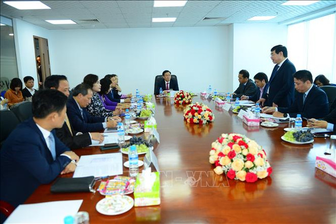 越南政府副总理王廷惠会见缅甸计划和财政部部长梭温 ảnh 1 越南政府副总理王廷惠会见缅甸计划和财政部部长梭温 ảnh 1