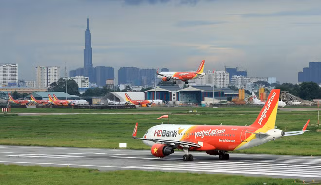 越捷航空推出以分期付款的形式购买机票的新服务计划 ảnh 2