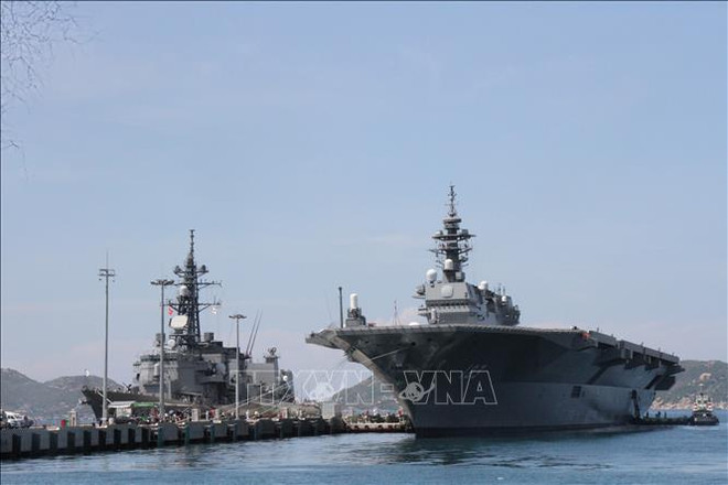 日本海上自卫队两艘军舰访问越南金兰湾港口 ảnh 2 日本海上自卫队两艘军舰访问越南金兰湾港口 ảnh 2
