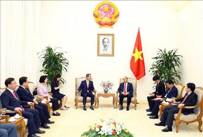 越南政府总理阮春福会见韩越议员友好小组主席金贺勇 ảnh 2 越南政府总理阮春福会见韩越议员友好小组主席金贺勇 ảnh 2
