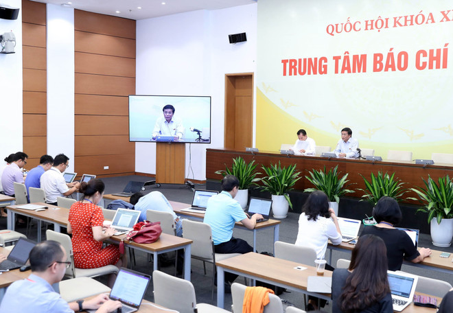 越南第十四届国会第七次会议：采取更强有力的法律制裁措施 提升酒驾整治工作质效 ảnh 2