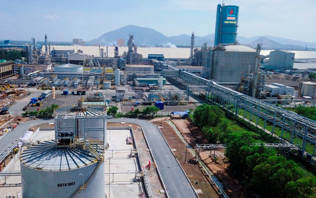 PVFCCo第五次入围越南最佳上市公司50强名单 ảnh 2 PVFCCo第五次入围越南最佳上市公司50强名单 ảnh 2