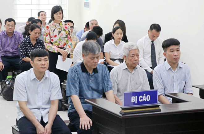 Vinashin前董事长阮玉事涉嫌滥用职权被建议判处18至20年有期徒刑 ảnh 1