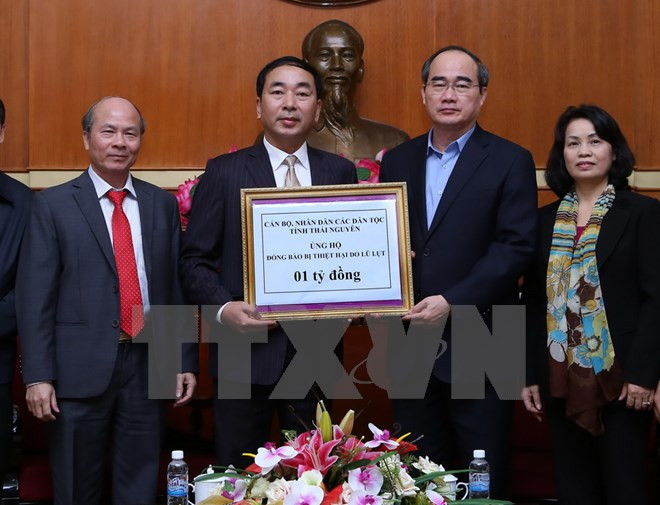 越南祖国阵线中央委员会第十一次主席团会议在芹苴市举行 ảnh 1 越南祖国阵线中央委员会第十一次主席团会议在芹苴市举行 ảnh 1