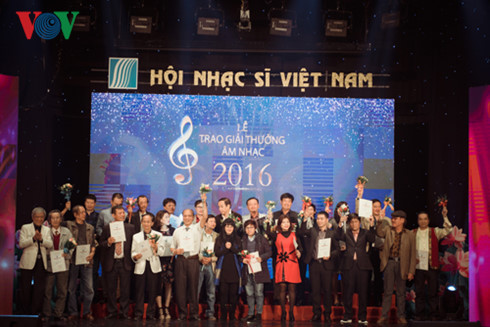 越南音乐家协会颁发2016年音乐奖 ảnh 1
