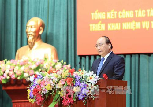 阮春福总理：财政部门应在建设服务型政府和财政机关起到带头作用 ảnh 2