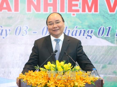 阮春福总理：EVN需继续保持在全国供电的主导作用 ảnh 1