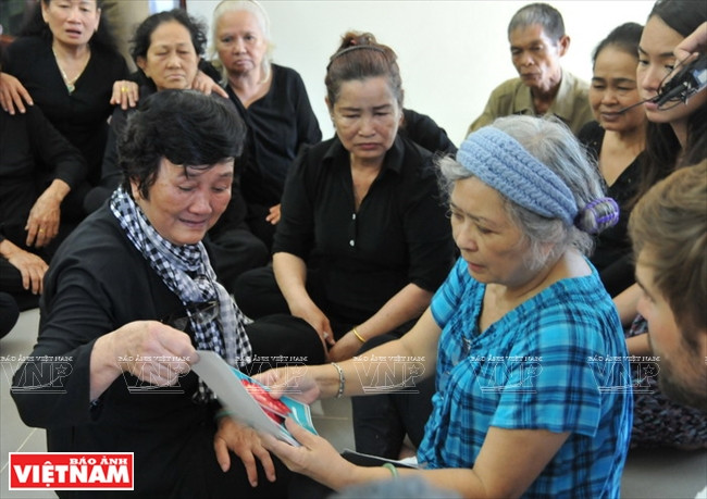 为越南橙毒剂受害人讨回公道 ảnh 8 为越南橙毒剂受害人讨回公道 ảnh 8