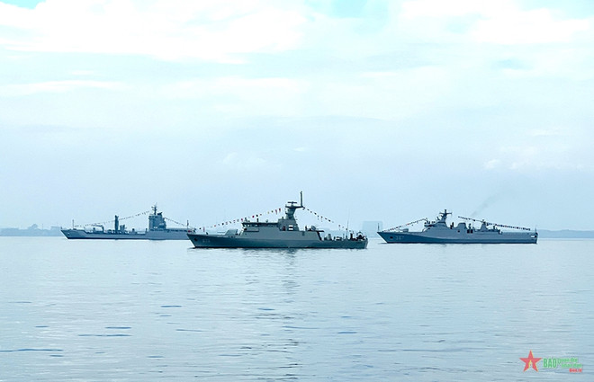 多国参加在印度尼西举行的亚科莫多多边海军演习 ảnh 1 多国参加在印度尼西举行的亚科莫多多边海军演习 ảnh 1