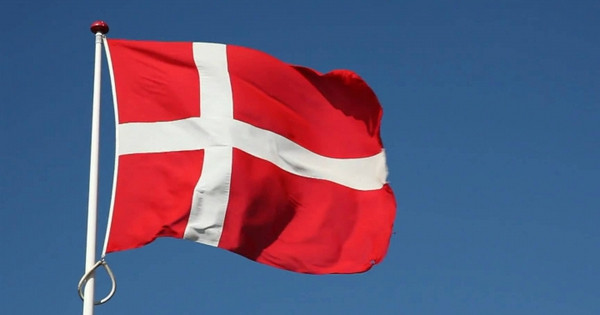 越南领导人向丹麦王国领导人致国庆贺电 ảnh 1