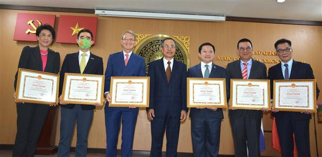 越南对泰国组织和企业疫情期间提供的支持给予充分肯定 ảnh 1 越南对泰国组织和企业疫情期间提供的支持给予充分肯定 ảnh 1
