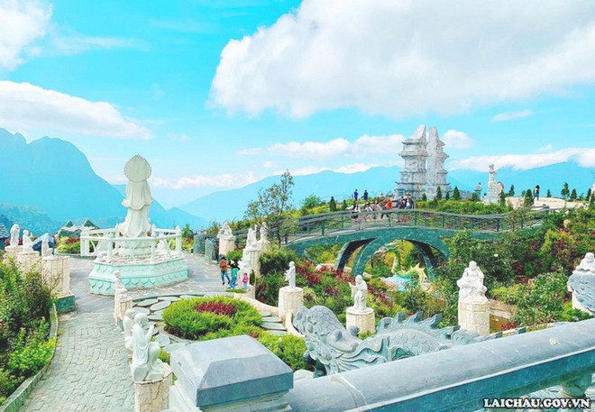 乌贵胡天门——莱州省最美的旅游景区 ảnh 1 乌贵胡天门——莱州省最美的旅游景区 ảnh 1
