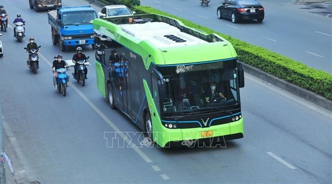 河内将汽油公交车转换为电动公交车的路线图 ảnh 1 河内将汽油公交车转换为电动公交车的路线图 ảnh 1