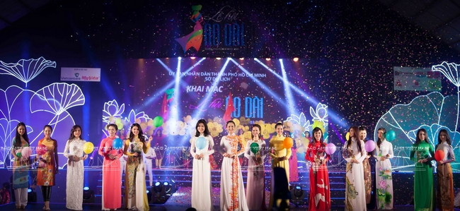 别开生面长衫节 ảnh 1 别开生面长衫节 ảnh 1