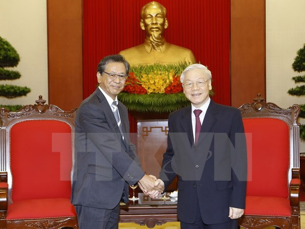 越共中央总书记阮富仲会见日本驻越南大使 ảnh 1 越共中央总书记阮富仲会见日本驻越南大使 ảnh 1