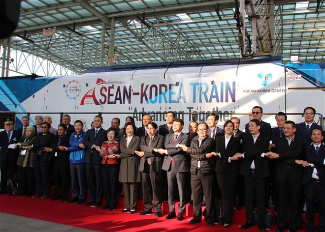 东盟与韩国进一步加强交流 ảnh 1 东盟与韩国进一步加强交流 ảnh 1