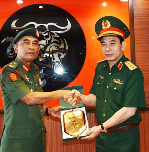 越南与世界接轨的重要桥梁 ảnh 2