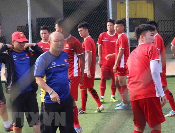 ASIAD 2018：主教练朴恒绪透露越南球队的首发阵容 ảnh 1