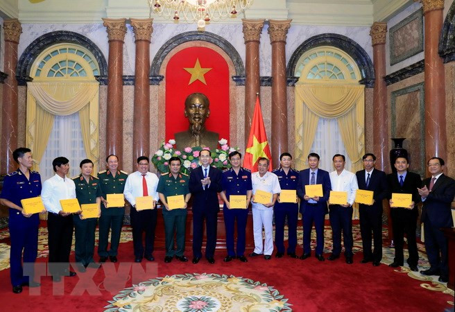 国家主席陈大光:发挥“海警与渔民同行”模式的效果 ảnh 1 国家主席陈大光:发挥“海警与渔民同行”模式的效果 ảnh 1