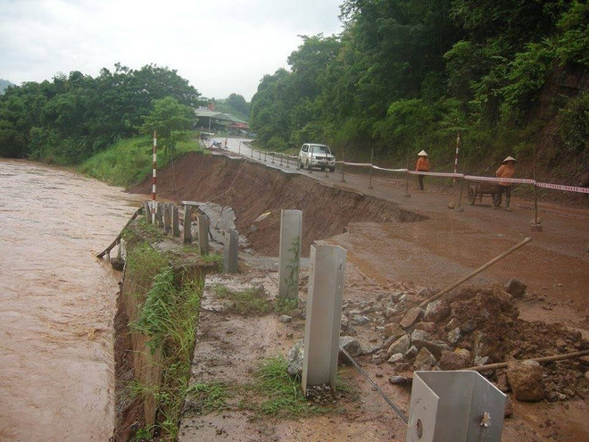暴雨洪水造成至少6人死亡和失踪 ảnh 2 暴雨洪水造成至少6人死亡和失踪 ảnh 2